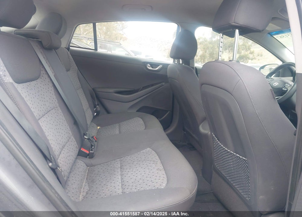2019 HYUNDAI IONIQ HYBRID VIN: KMHC65LC5KU111407