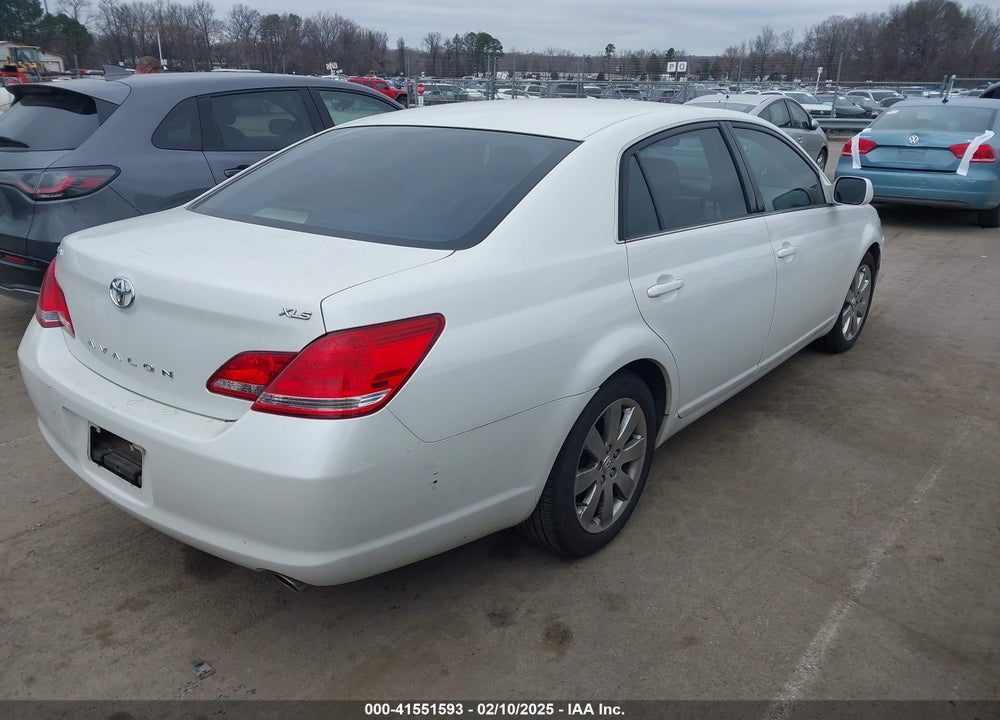 2005 TOYOTA AVALON XLS VIN: 4T1BK36B85U022322