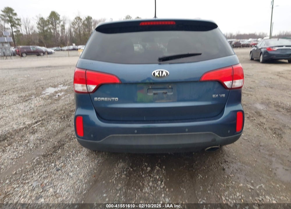 2015 KIA SORENTO VIN: 5XYKUDA7XFG572597