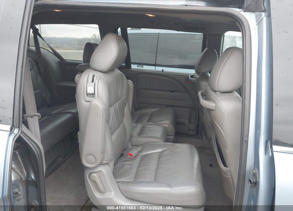 2008 HONDA ODYSSEY EX-L VIN: 5FNRL38668B012868