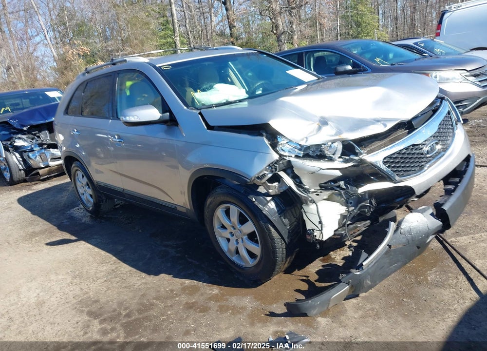 2012 KIA SORENTO LX VIN: 5XYKT4A66CG282167