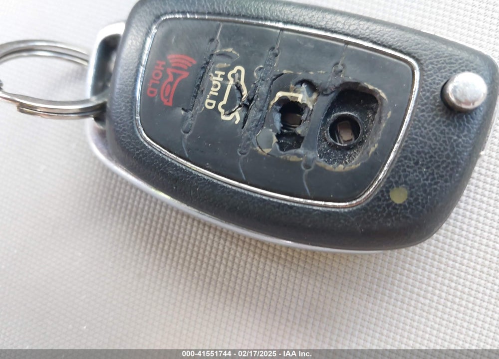 2015 HYUNDAI SONATA SE VIN: 5NPE24AF8FH187915