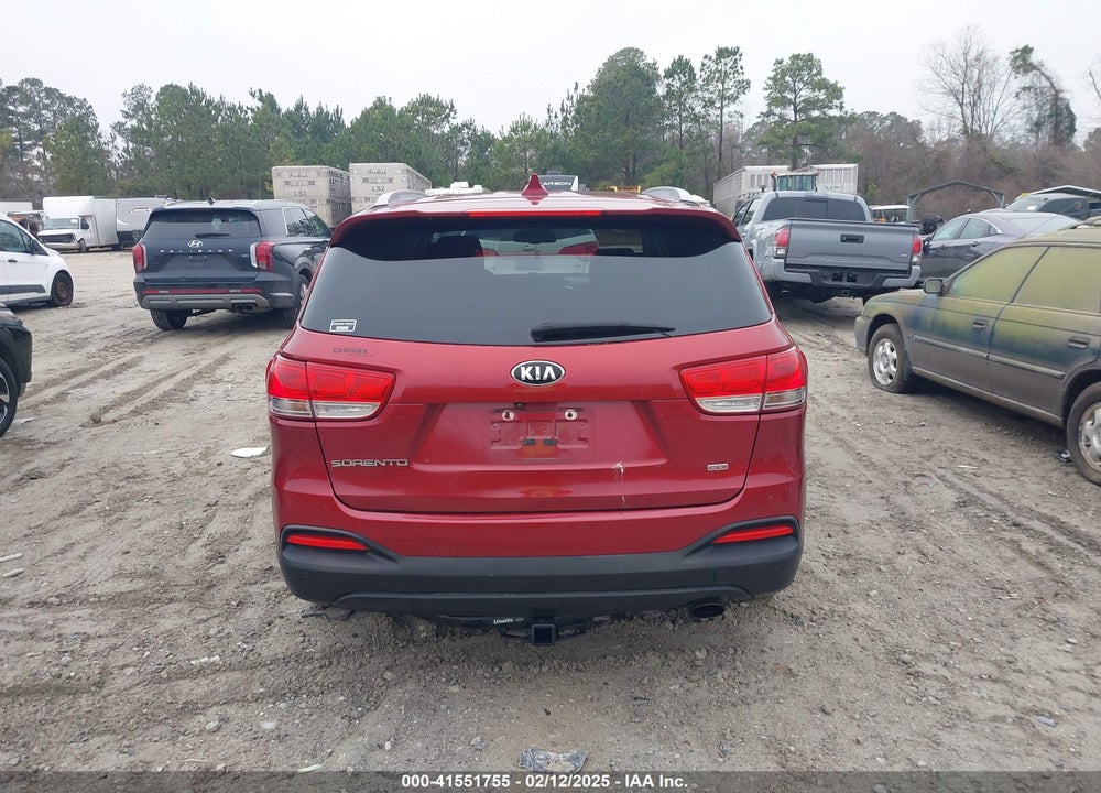 2017 KIA SORENTO 2.4L LX VIN: 5XYPGDA31HG256941