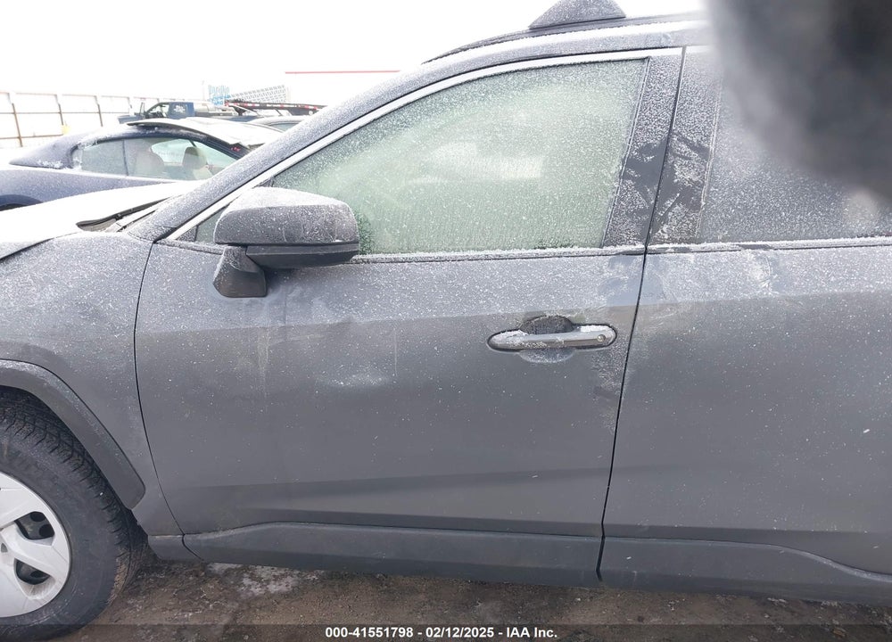 2019 TOYOTA RAV4 LE VIN: JTMF1RFV6KD007576
