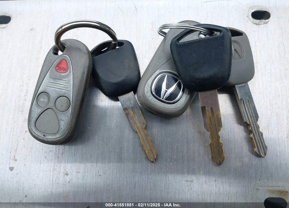 2005 ACURA TL VIN: 19UUA66255A004820