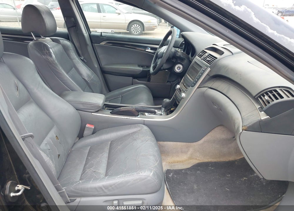 2005 ACURA TL VIN: 19UUA66255A004820