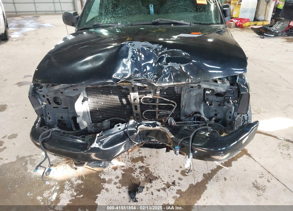 2002 CHEVROLET BLAZER LS VIN: 1GNDT13W72K232625