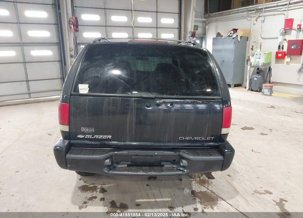 2002 CHEVROLET BLAZER LS VIN: 1GNDT13W72K232625