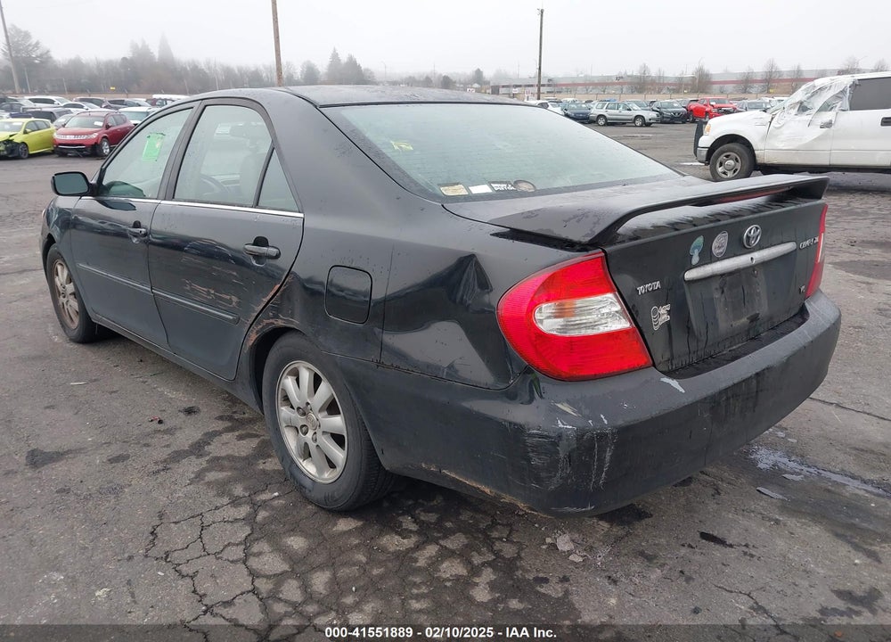 2002 TOYOTA CAMRY XLE V6 VIN: JTDBF30K520054214