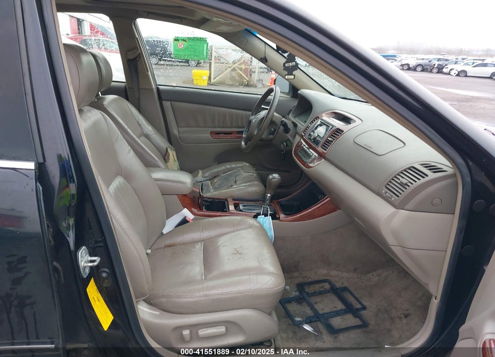 2002 TOYOTA CAMRY XLE V6 VIN: JTDBF30K520054214