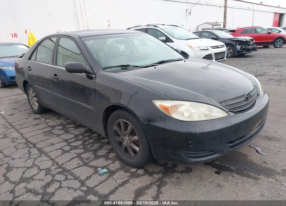 2002 TOYOTA CAMRY XLE V6 VIN: JTDBF30K520054214
