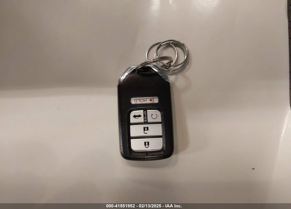 2018 HONDA CR-V TOURING VIN: 7FARW2H98JE005913