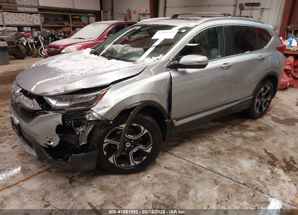 2018 HONDA CR-V TOURING VIN: 7FARW2H98JE005913
