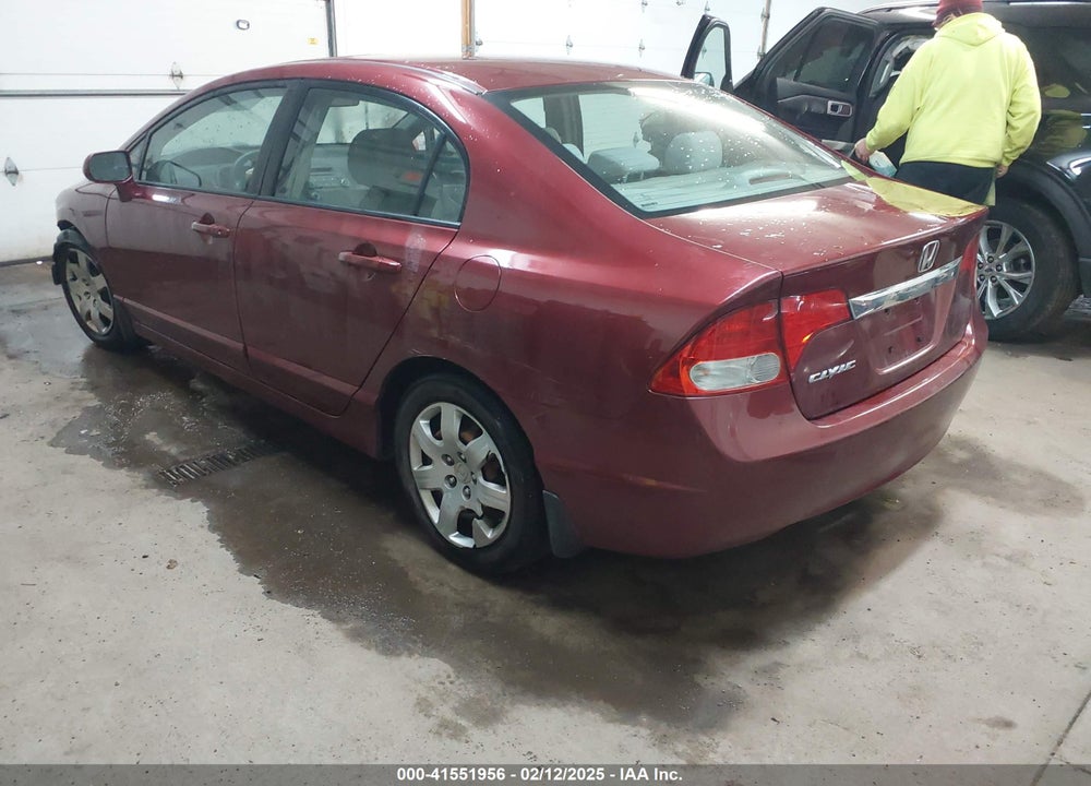 2010 HONDA CIVIC LX VIN: 2HGFA1F50AH550829