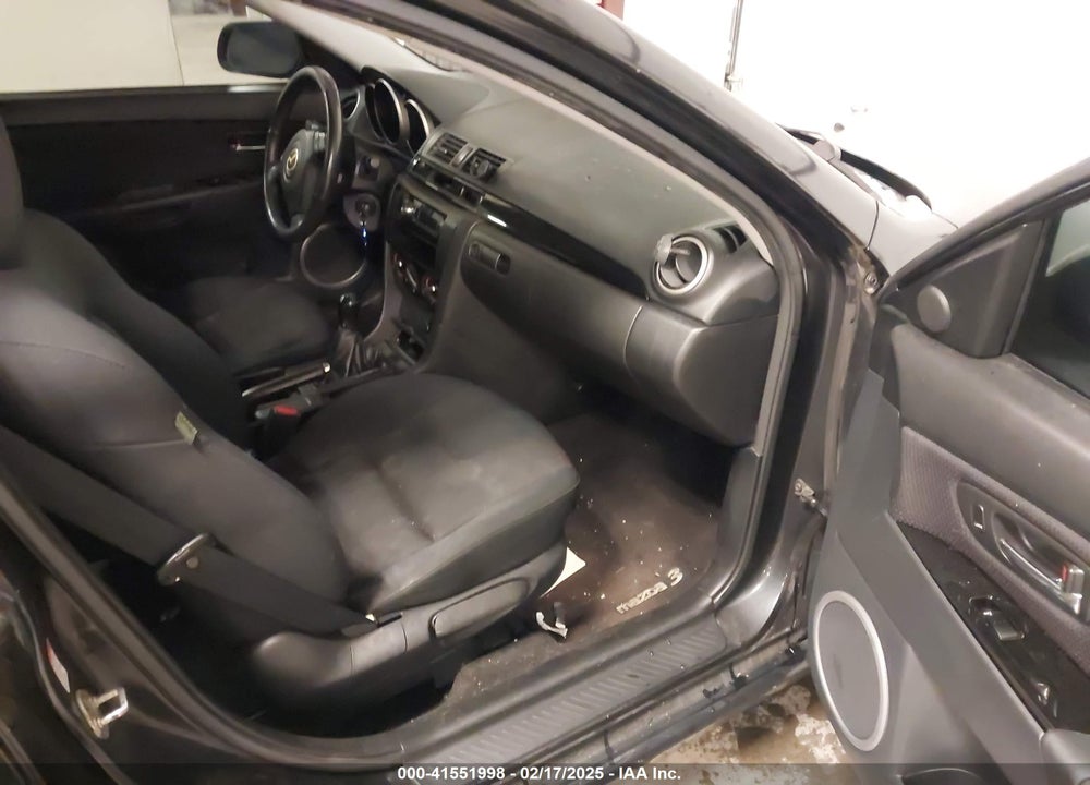2009 MAZDA 3 S TOURING VIN: JM1BK343191224569