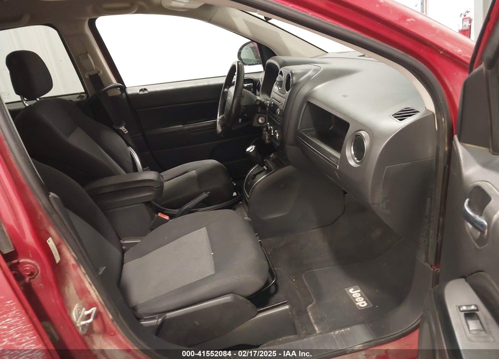 2010 JEEP COMPASS SPORT VIN: 1J4NF4FB2AD506051