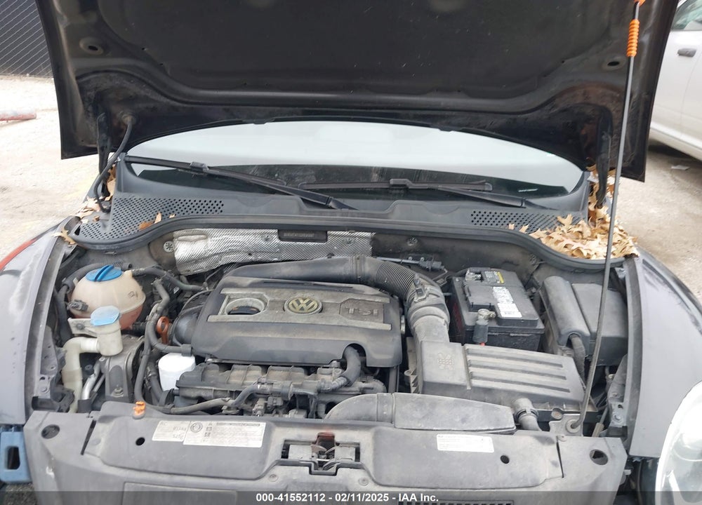 2012 VOLKSWAGEN BEETLE 2.0T TURBO VIN: 3VWVA7AT1CM635697