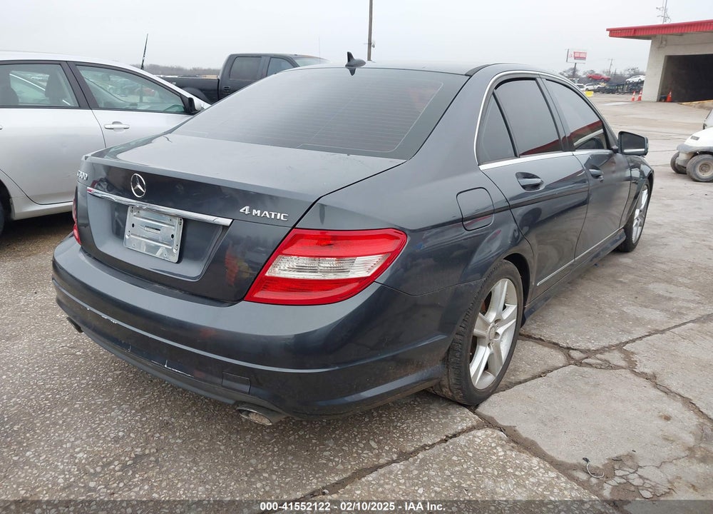 2011 MERCEDES-BENZ C 300 LUXURY 4MATIC/SPORT 4MATIC VIN: WDDGF8BB9BR164166