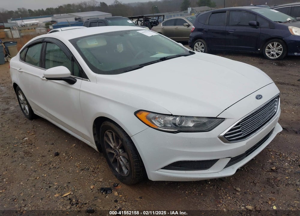 2017 FORD FUSION SE VIN: 3FA6P0H70HR203849
