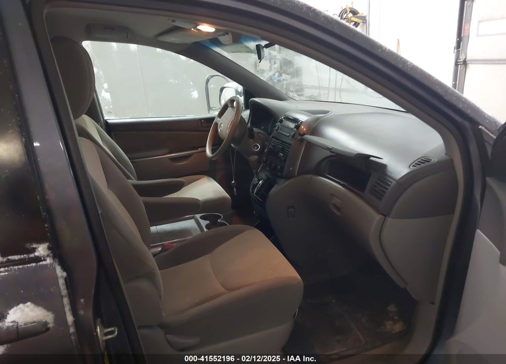2009 TOYOTA SIENNA LE VIN: 5TDZK23C89S245531