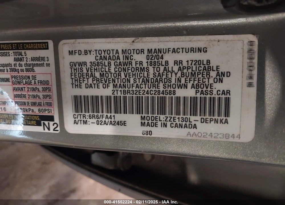 2004 TOYOTA COROLLA LE VIN: 2T1BR32E24C284588