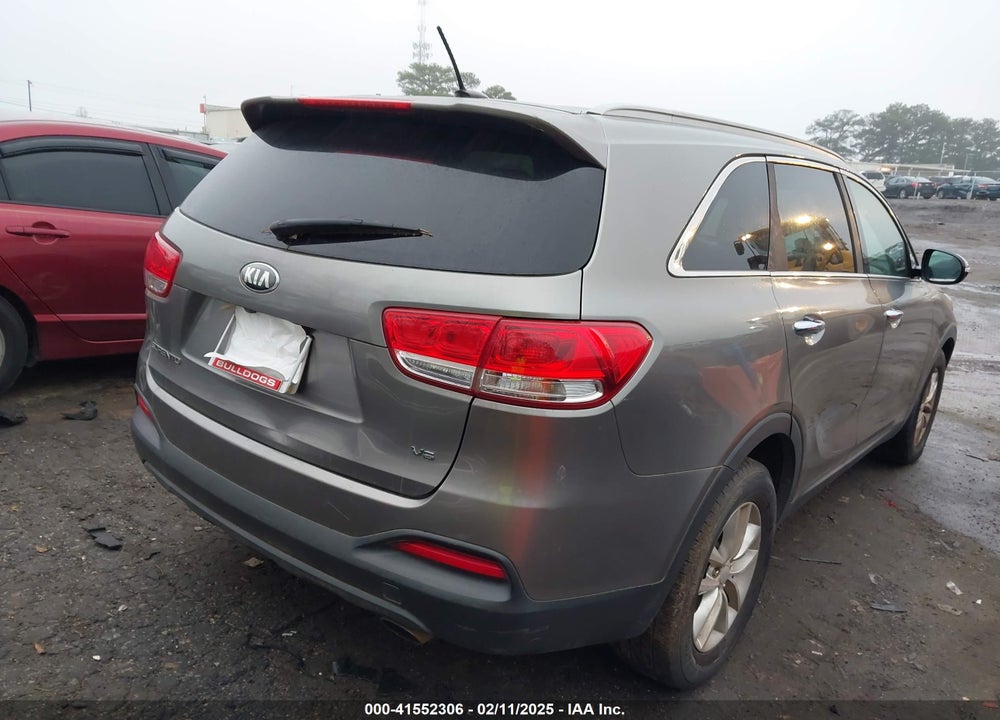 2016 KIA SORENTO 3.3L LX VIN: 5XYPG4A57GG147982