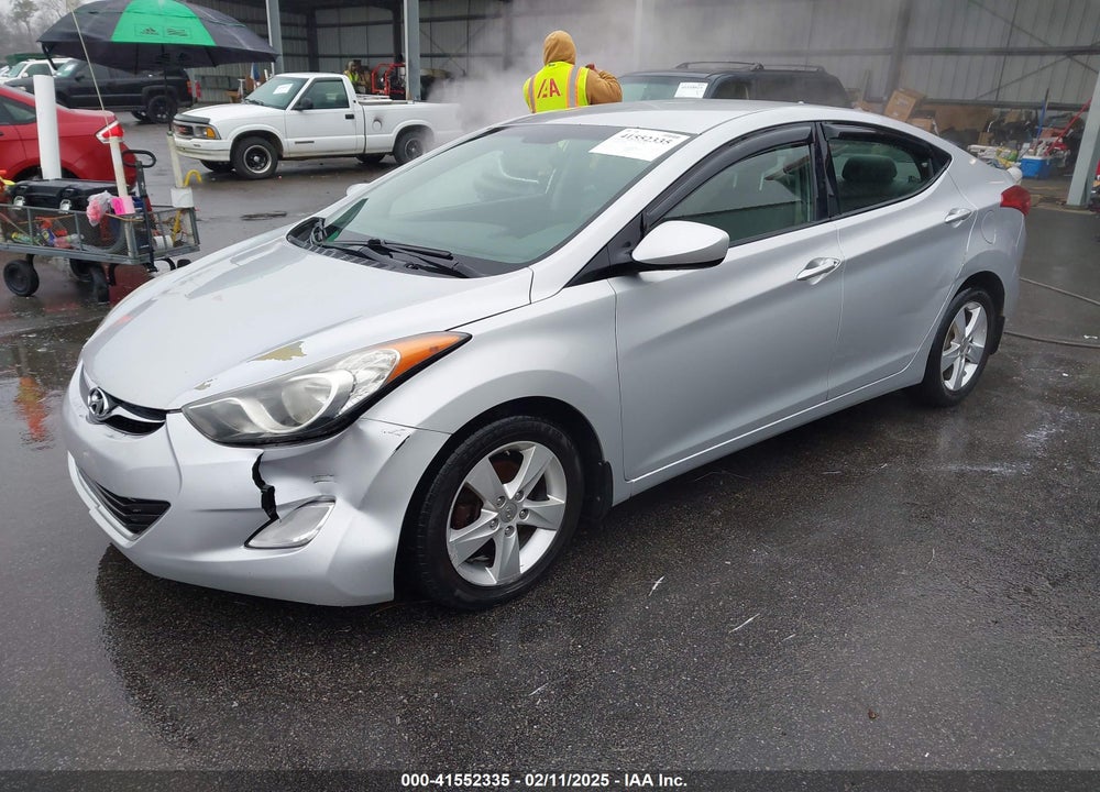 2013 HYUNDAI ELANTRA VIN: KMHDH4AE1DU888120