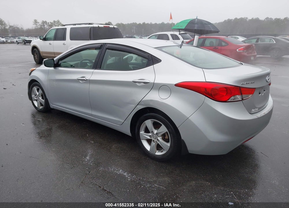2013 HYUNDAI ELANTRA VIN: KMHDH4AE1DU888120