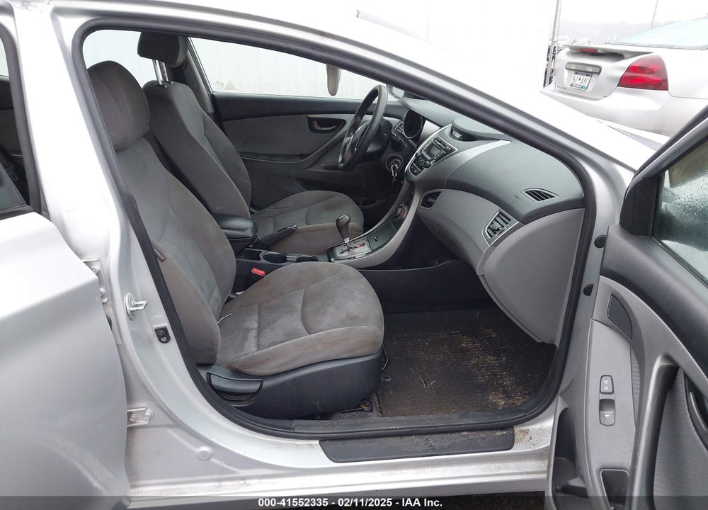 2013 HYUNDAI ELANTRA VIN: KMHDH4AE1DU888120