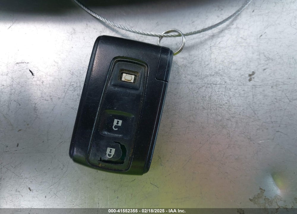 2005 TOYOTA PRIUS VIN: JTDKB20U353125890