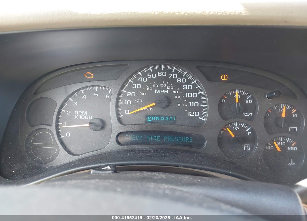 2004 CHEVROLET SUBURBAN 1500 LT VIN: 1GNFK16Z84J197572