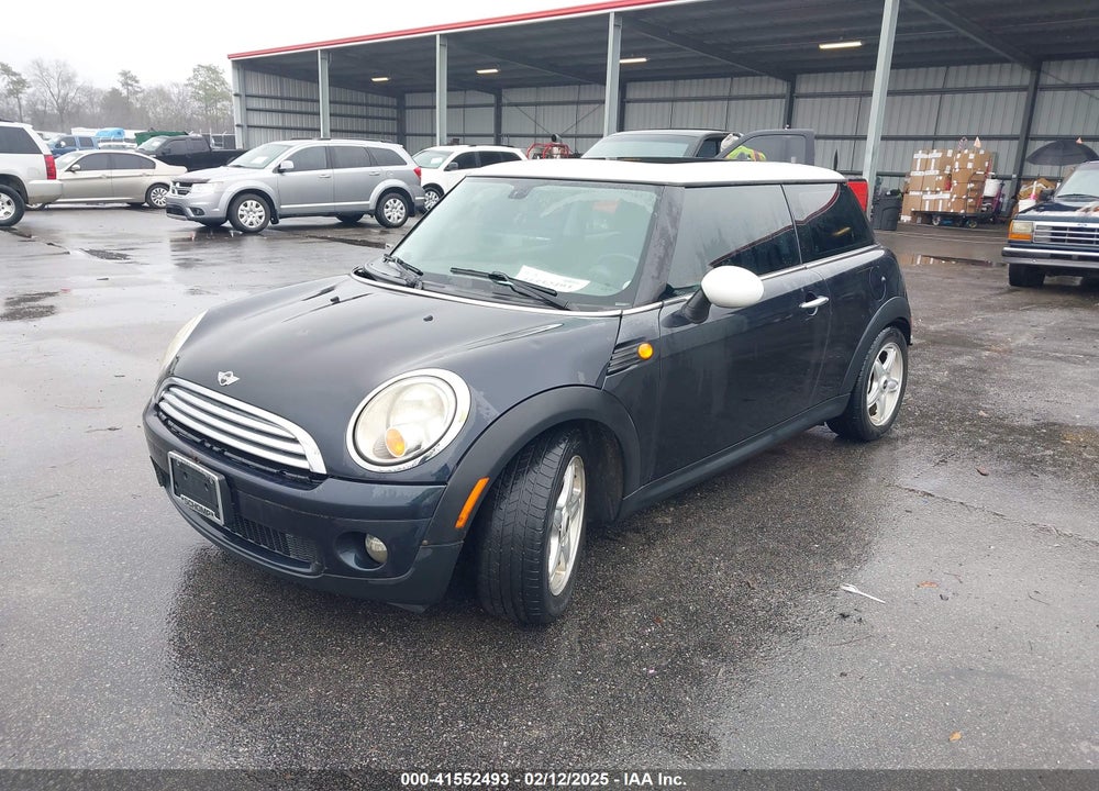 2007 MINI COOPER VIN: WMWMF33557TT55289