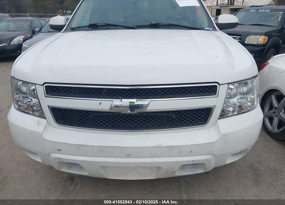 2007 CHEVROLET TAHOE VIN: 1GNFC13037R175696