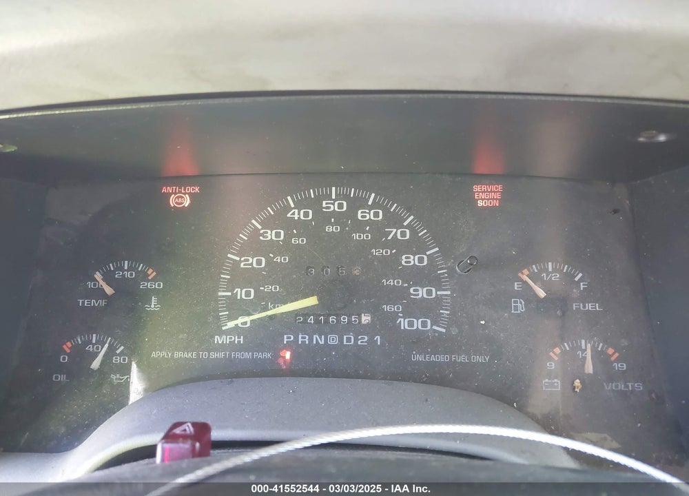 1996 CHEVROLET BLAZER VIN: 1GNDT13W2T2140730