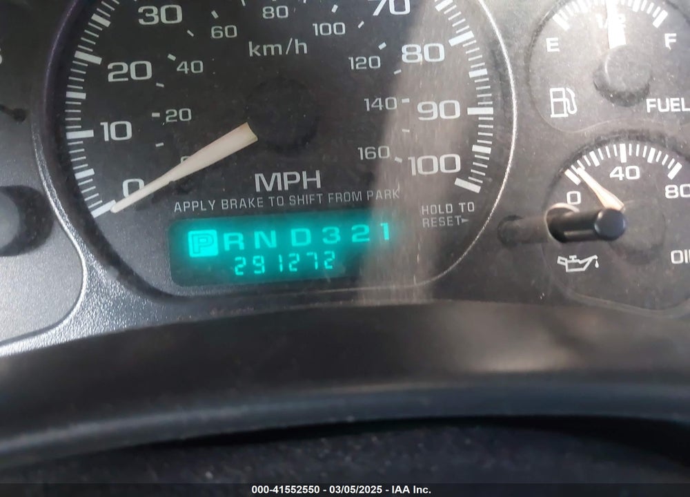 2001 CHEVROLET SILVERADO 2500HD LS VIN: 1GCHK23U51F199522