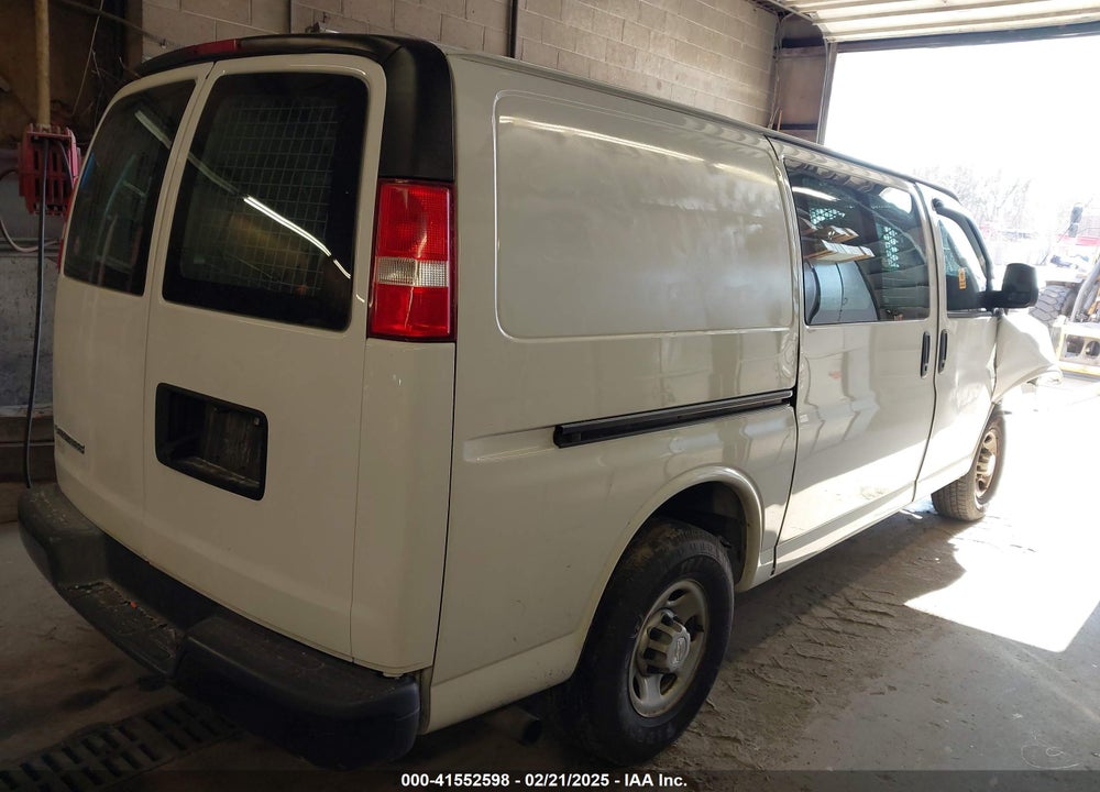 2018 CHEVROLET EXPRESS 2500 WORK VAN VIN: 1GCWGAFP6J1315090