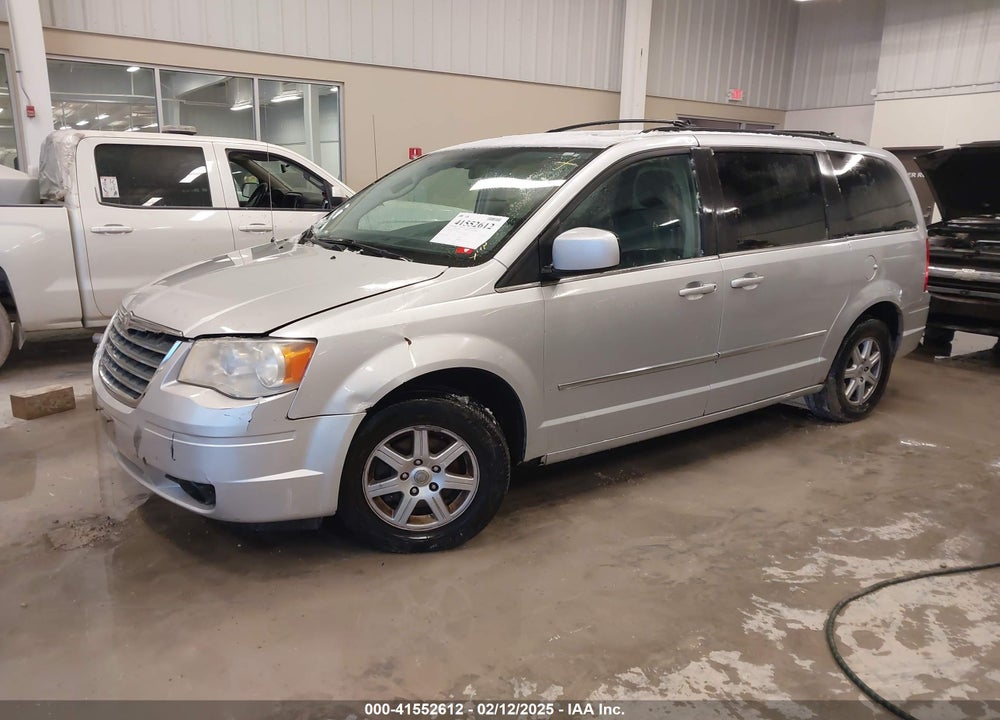 2010 CHRYSLER TOWN & COUNTRY VIN: 2A4RR5D16AR230317