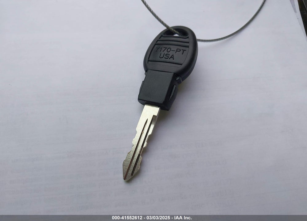 2010 CHRYSLER TOWN & COUNTRY VIN: 2A4RR5D16AR230317