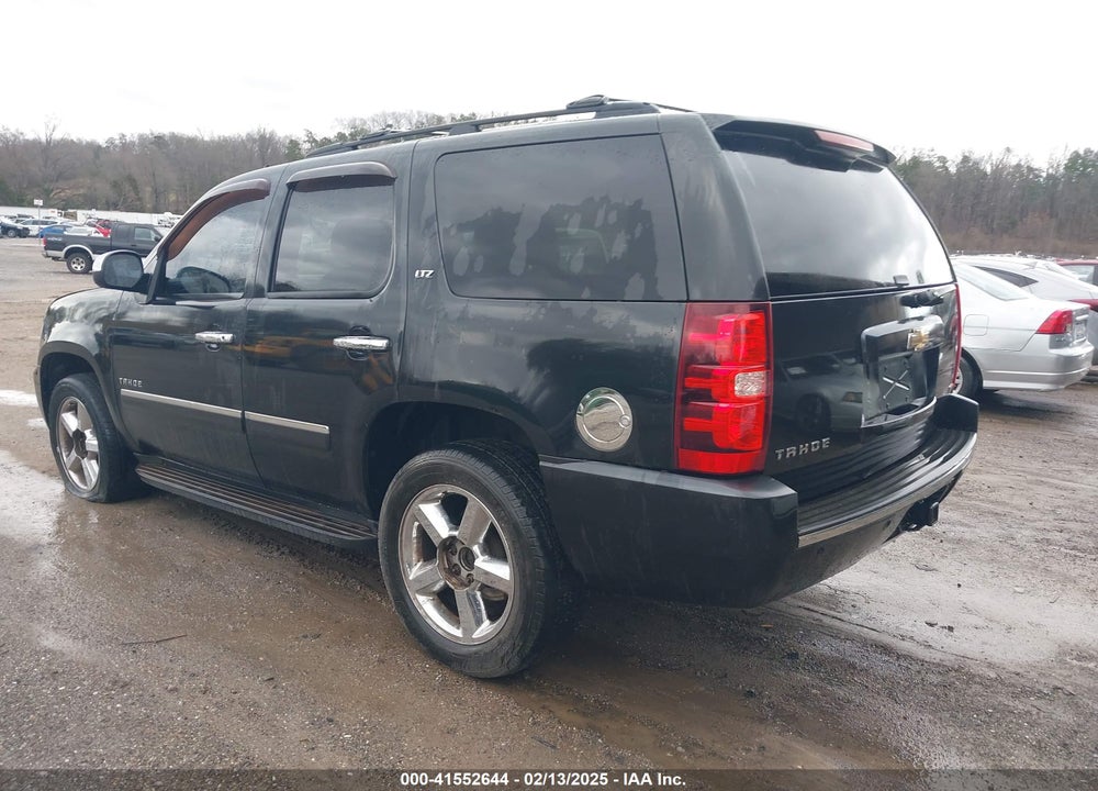 2011 CHEVROLET TAHOE LTZ VIN: 1GNSKCE0XBR179991