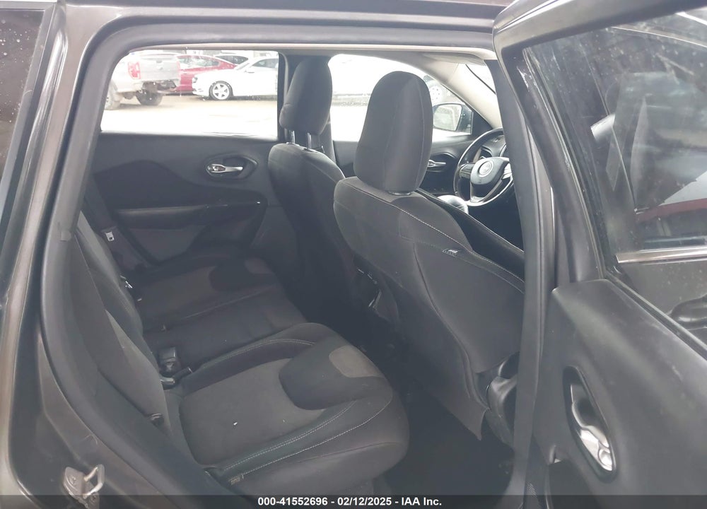 2014 JEEP CHEROKEE VIN: 1C4PJLCS6EW206633