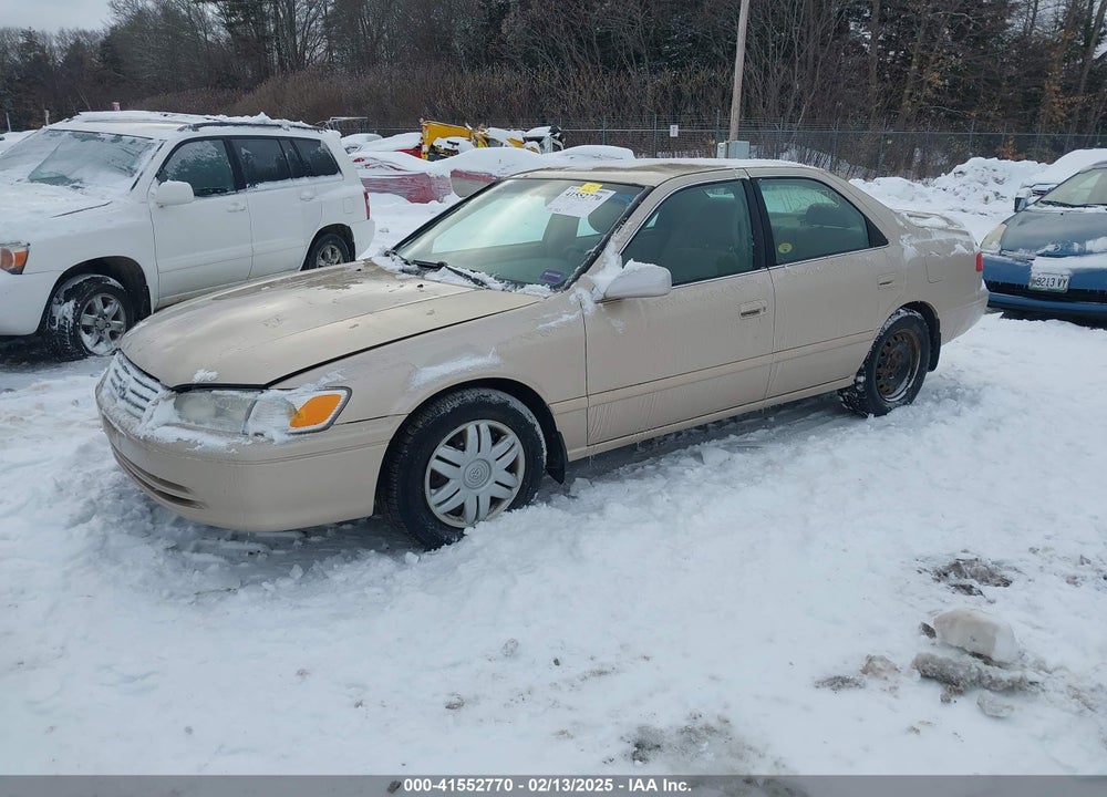 2000 TOYOTA CAMRY LE VIN: JT2BG22K4Y0467697