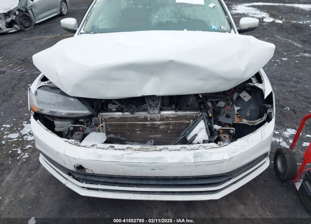 2017 VOLKSWAGEN JETTA VIN: 3VWDB7AJ6HM232975