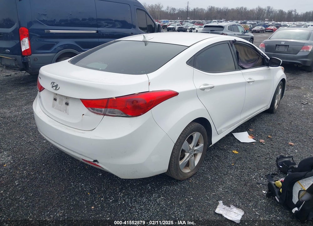 2013 HYUNDAI ELANTRA VIN: 5NPDH4AE5DH376326