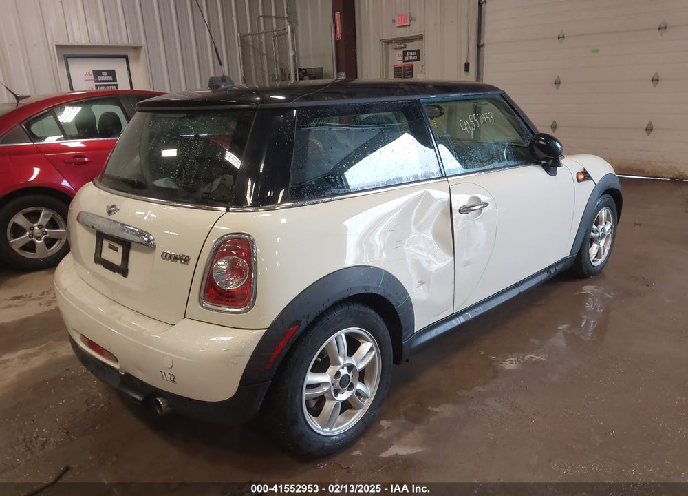 2013 MINI HARDTOP COOPER VIN: WMWSU3C50DT545333