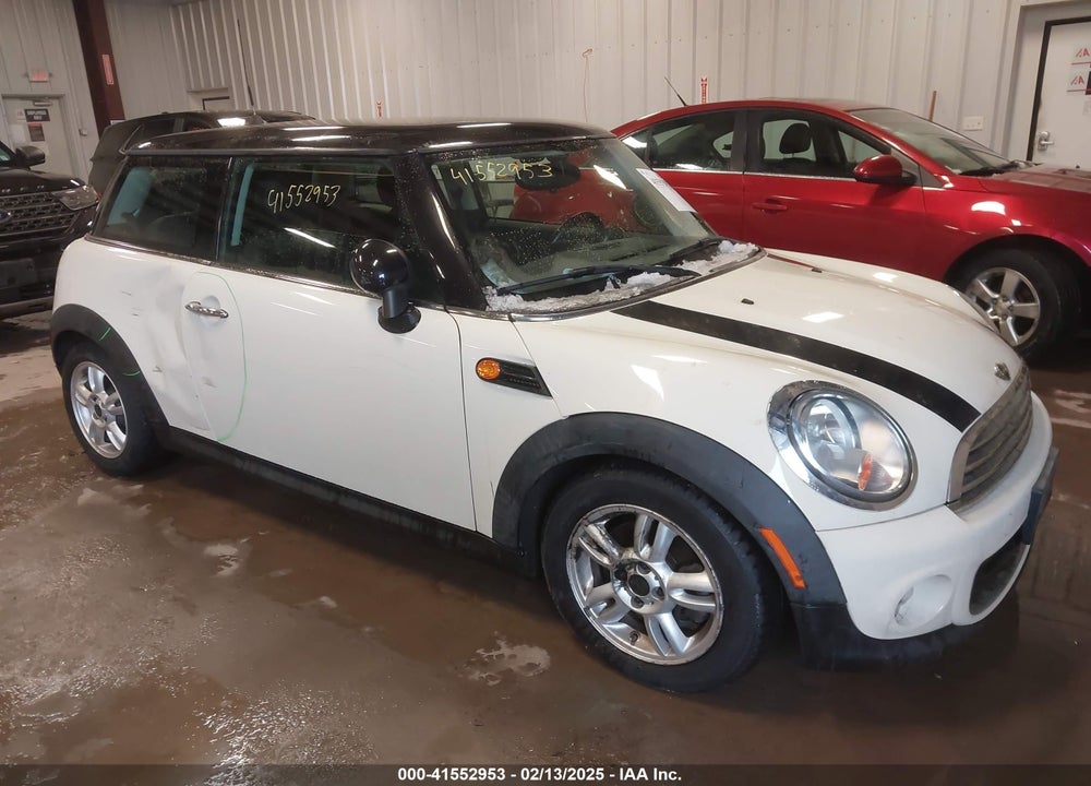 2013 MINI HARDTOP COOPER VIN: WMWSU3C50DT545333