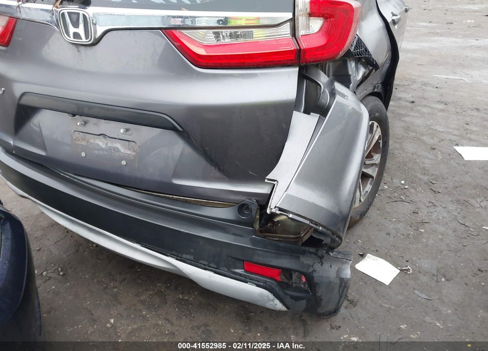 2017 HONDA CR-V VIN: 7FARW5H37HE003867