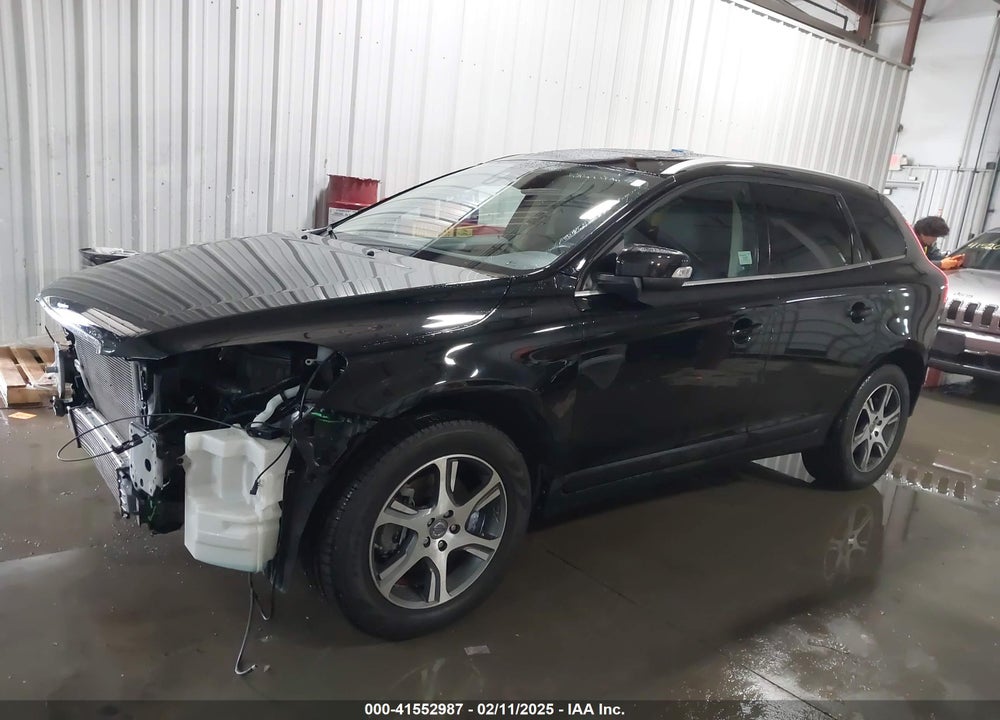 2011 VOLVO XC60 T6/T6 R-DESIGN VIN: YV4902DZXB2170592