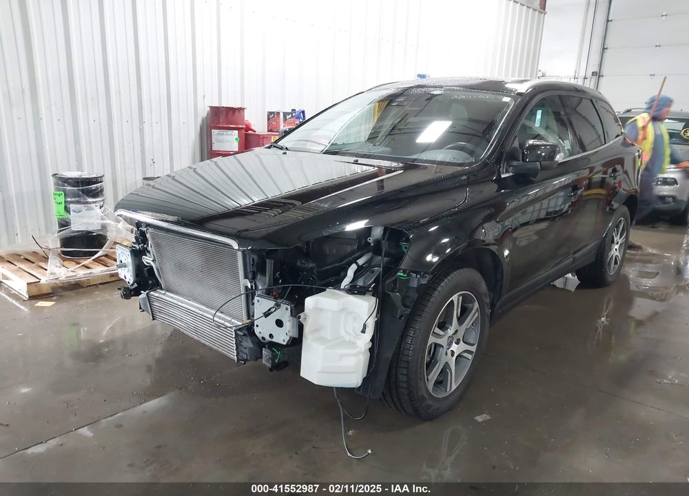 2011 VOLVO XC60 T6/T6 R-DESIGN VIN: YV4902DZXB2170592