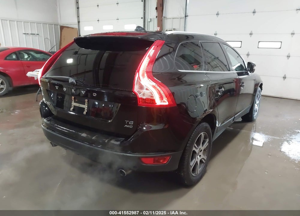 2011 VOLVO XC60 T6/T6 R-DESIGN VIN: YV4902DZXB2170592