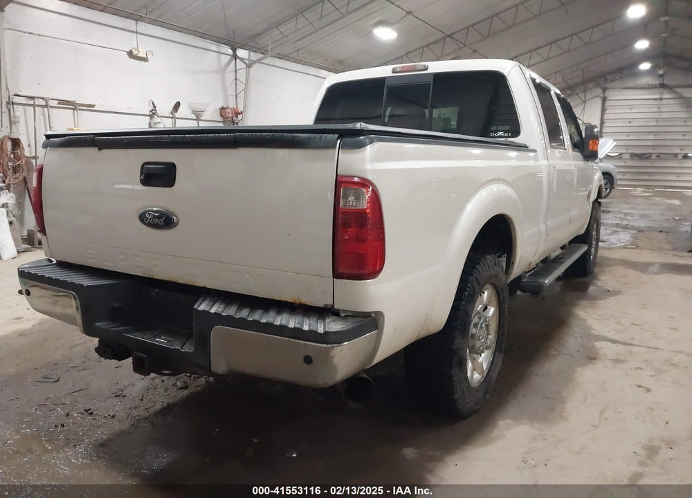 2011 FORD F-250 LARIAT VIN: 1FT7W2BTXBEB13010